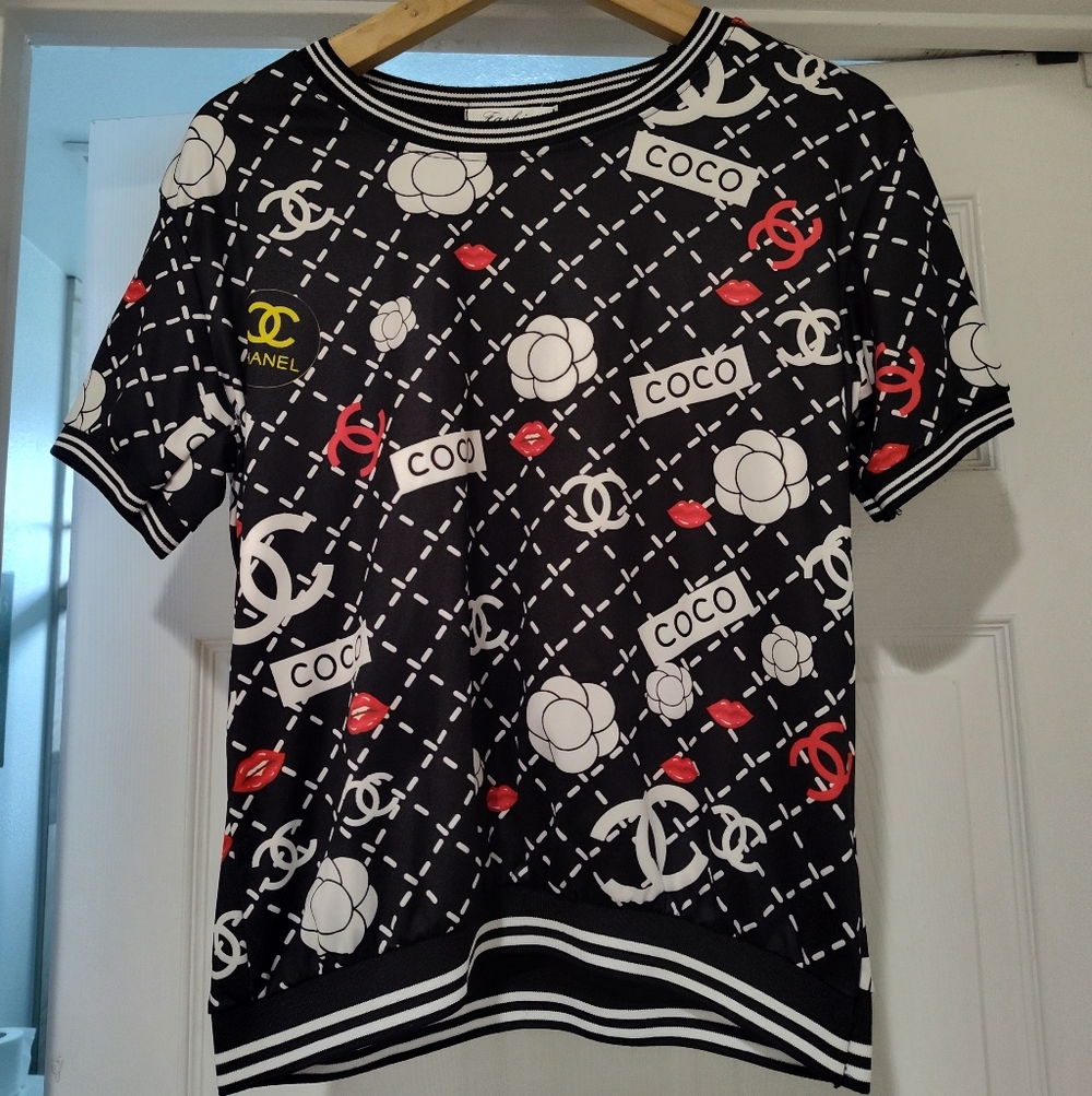 Fashion Blouse Graphic